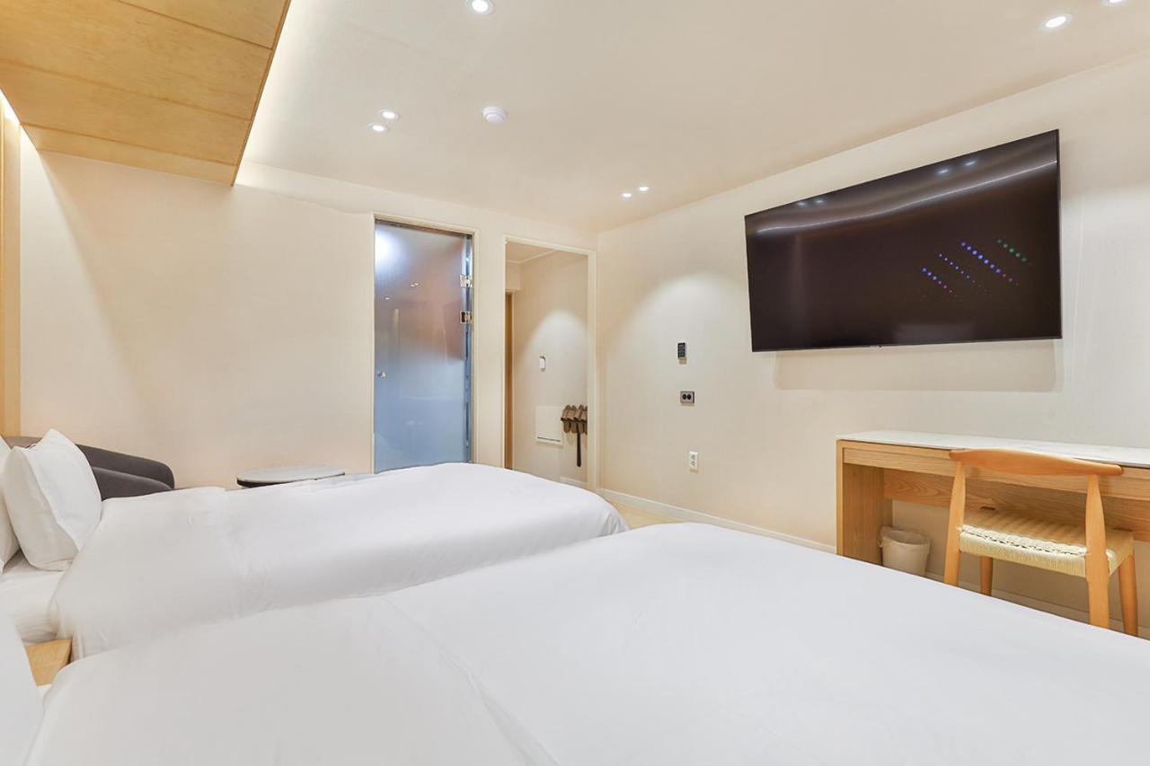 Gridt Hotel & Home Γκιονγκγού Εξωτερικό φωτογραφία