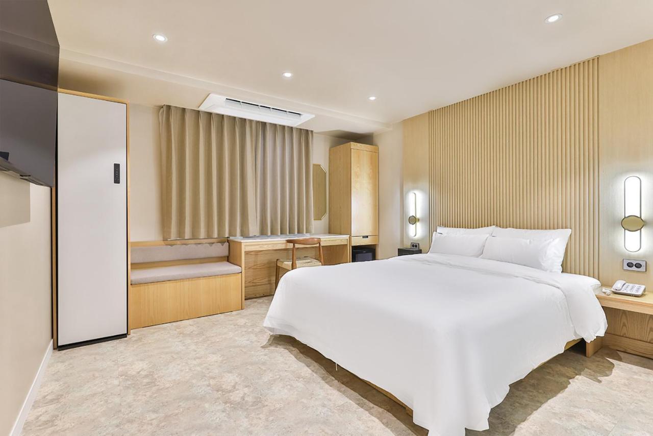 Gridt Hotel & Home Γκιονγκγού Εξωτερικό φωτογραφία